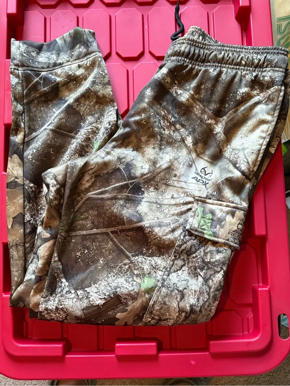 Realtree Men's Camo Joggers in Brown, Tan & Green - Picture 1 of 2